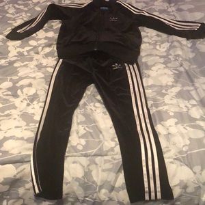 Kids adidas velour sweatsuit